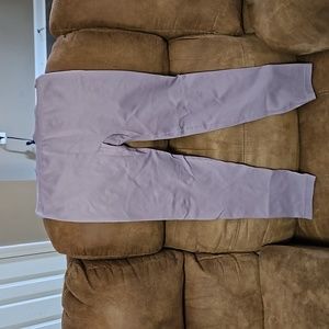 Halara butt scrunch leggings